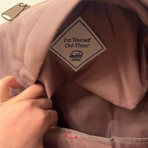 Herschel - Pop Quiz Backpack - 25L - Ash Rose !! 🩰 - Picture 4 of 11